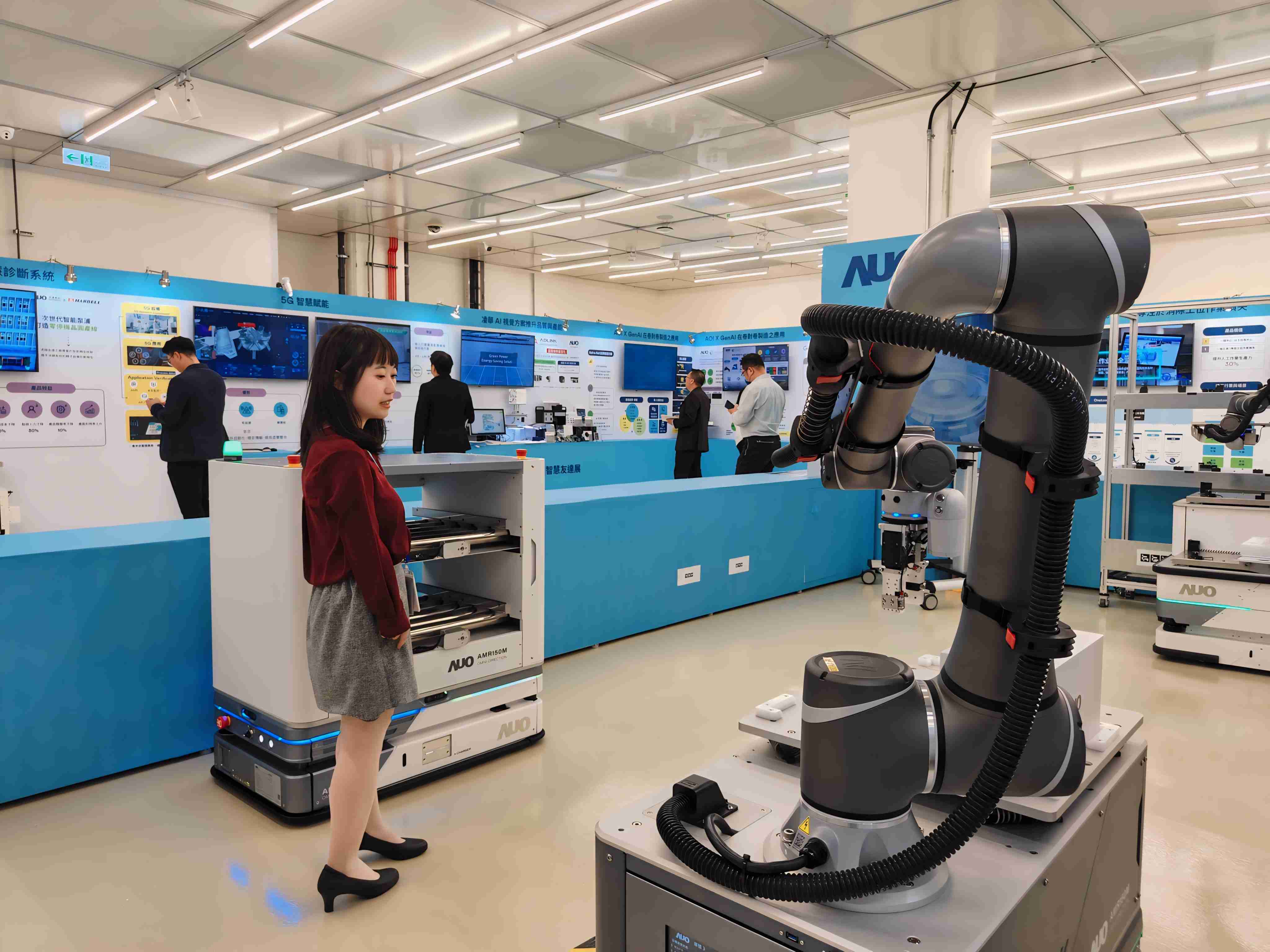 2024智能NG大舞台展邀集生态圈伙伴共同参展，，从数字应用、、、、净零减碳到能源发展，，，，创造全方位永续商机，，携手生态圈伙伴迈向永续未来