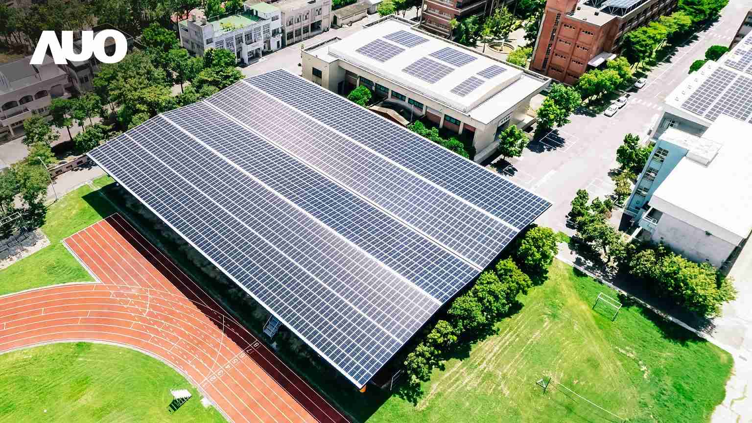 NG大舞台SunSteel光电整合型浪板具备快速安装、、轻量化优势，，，，可提升15%发电效能，，通过国际IEC与台湾VPC认证安全、、、、防漏、、、、耐候标准